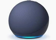 Automação Residencial Econômica com Echo Dot Alexa controlando luzes e dispositivos inteligentes.